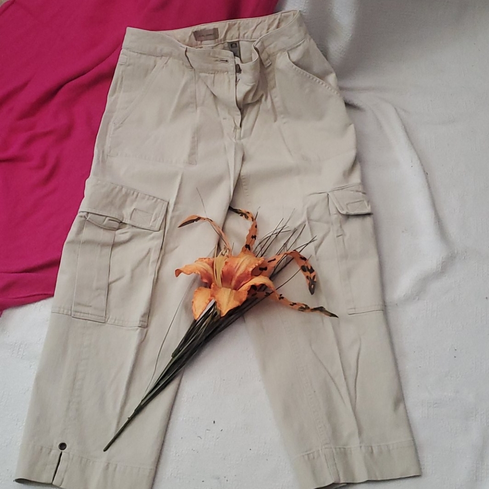 Capri pants